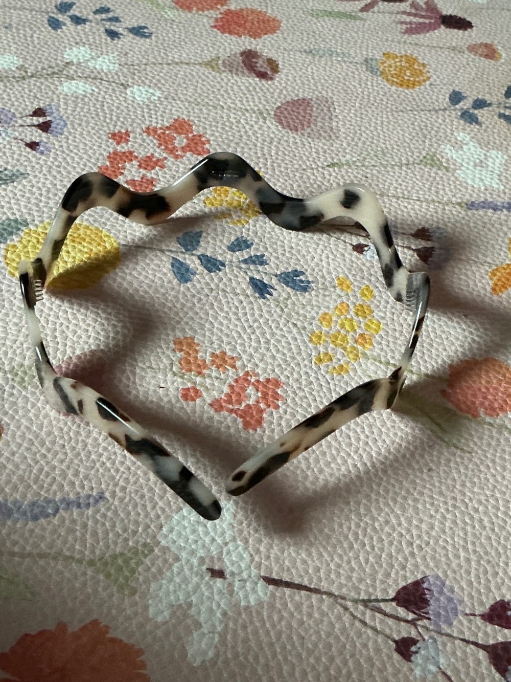 Anthropologie | Tortoiseshell Resin Zigzag Wavy Statement Headband Accessory